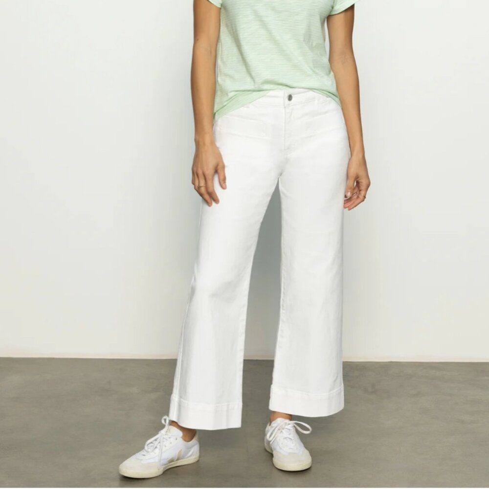Sanctuary | Voyage Crop in White